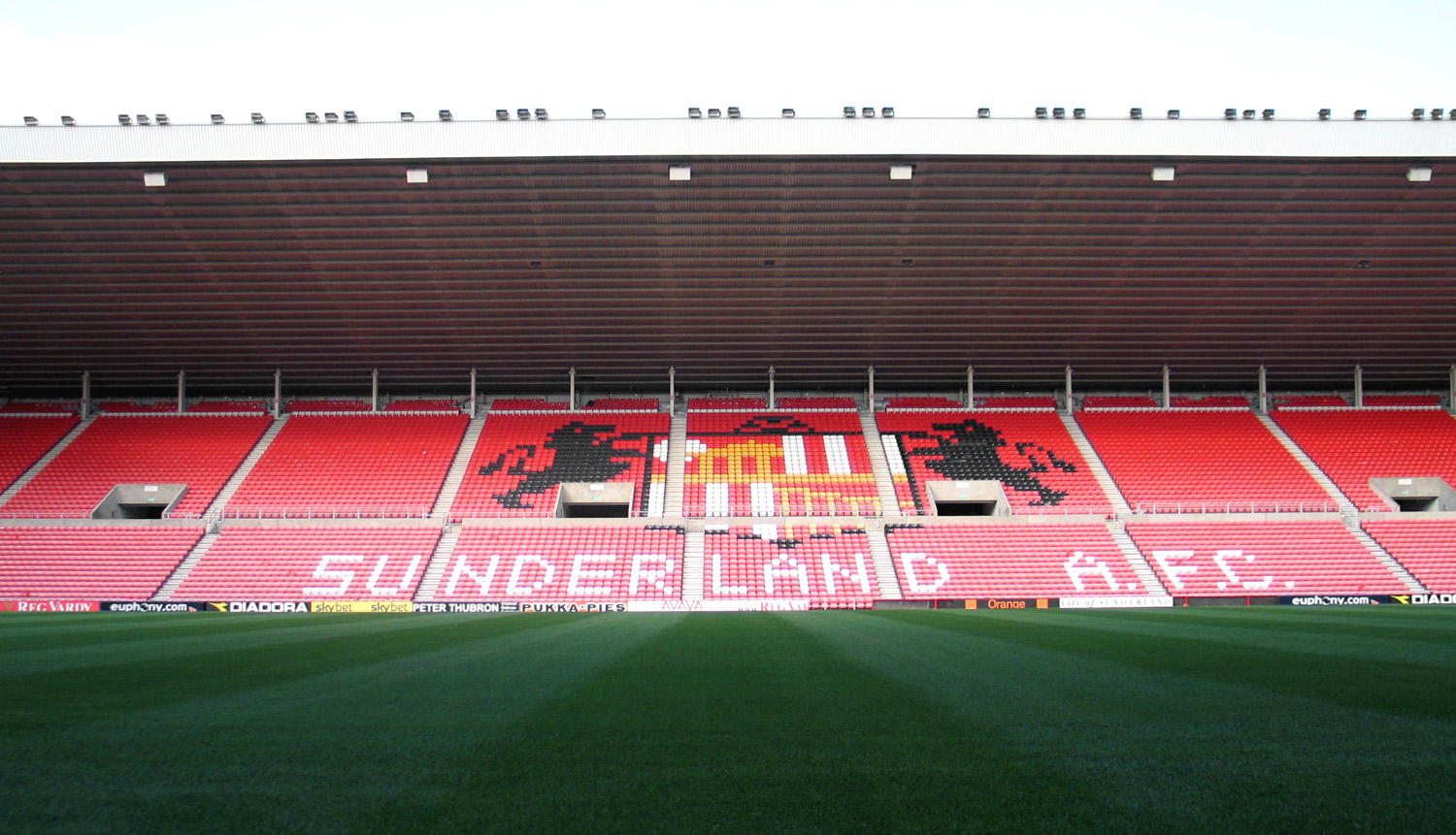 The Stadium of Light hosts this crucial encounter